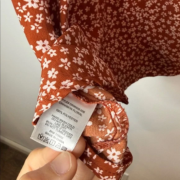 Lush cinnamon floral peasant mini dress size medium - Picture 10 of 10